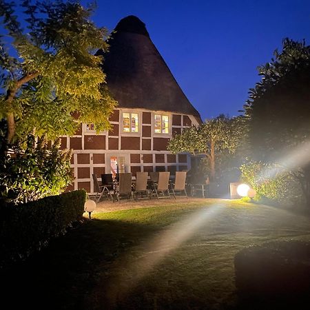 Altes Landhaus Oste, Klavier Appartement, 2 Zimmer Mit Kamin Hemmoor Экстерьер фото