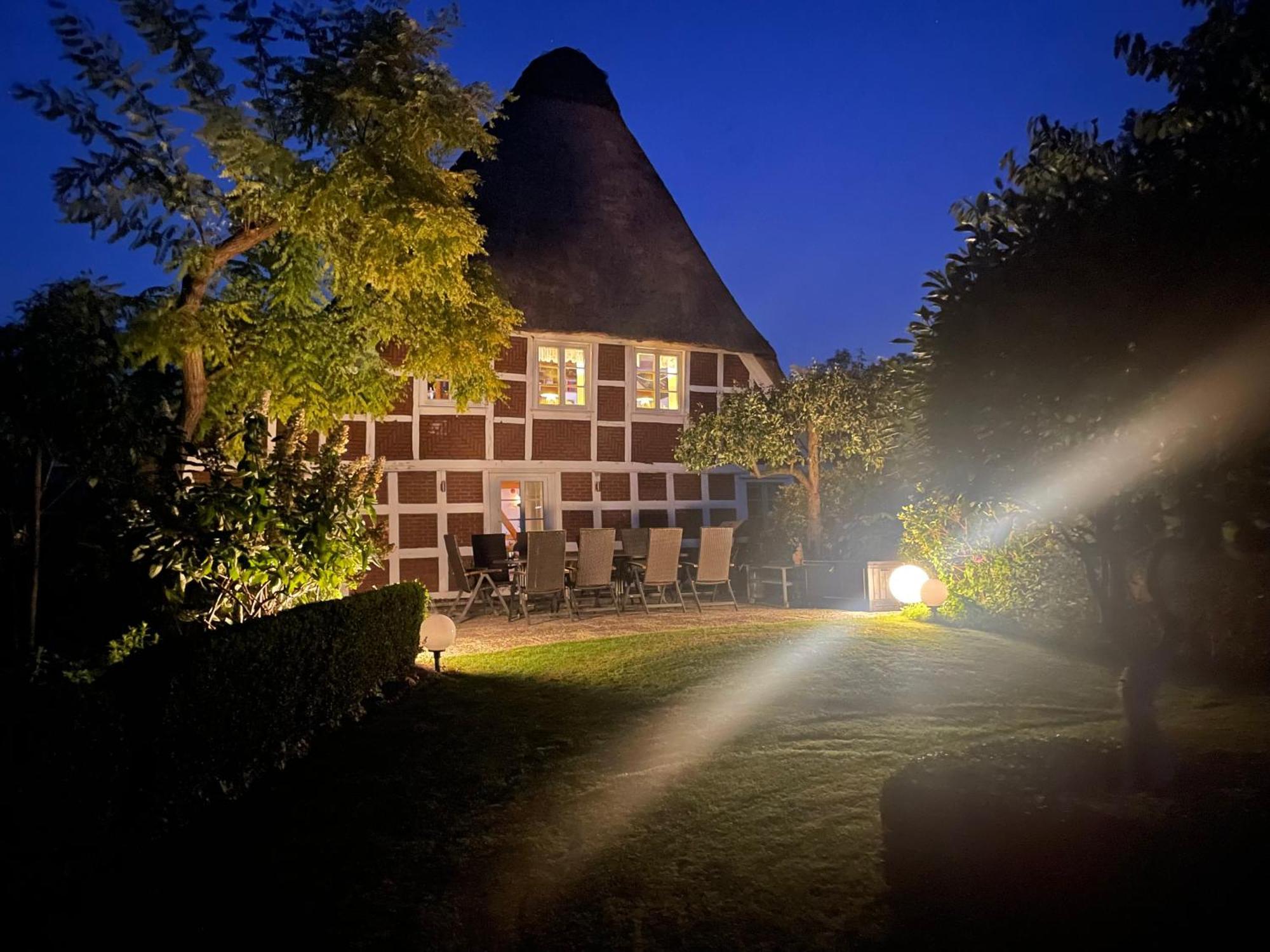 Altes Landhaus Oste, Klavier Appartement, 2 Zimmer Mit Kamin Hemmoor Экстерьер фото